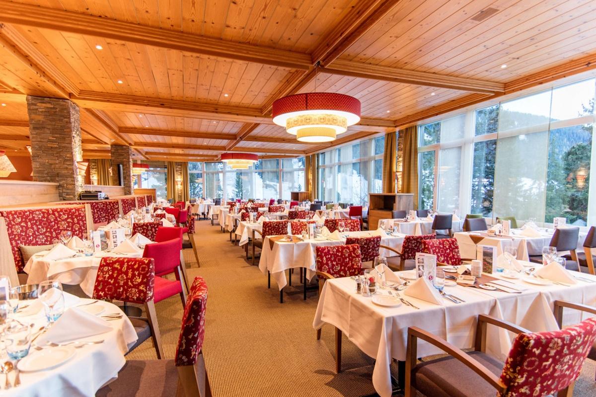 דאבוס Mountain Plaza Hotel מראה חיצוני תמונה
